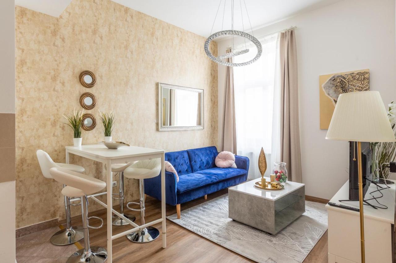 Explore From A Luxurious Cozy * בודפשט
