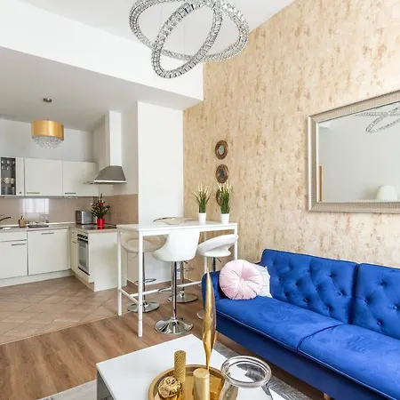 Explore Budapest From A Luxurious Cozy Apartment מראה חיצוני תמונה