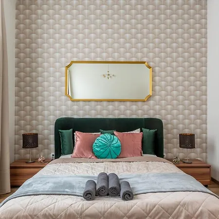 Explore Budapest From A Luxurious Cozy Apartment מראה חיצוני תמונה