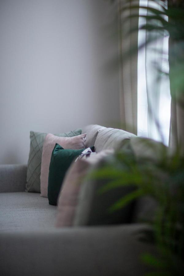 Explore From A Luxurious Cozy Apartment Budapest